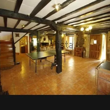 Beautiful Typical Cantabrian House Santiurde de Toranzo